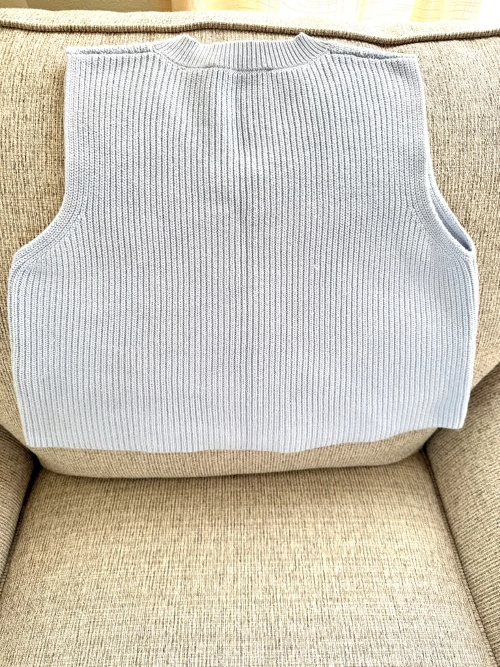 ZARA Light Blue V-Neck Ribbed Knit Sweater Vest - Picture 3 of 3